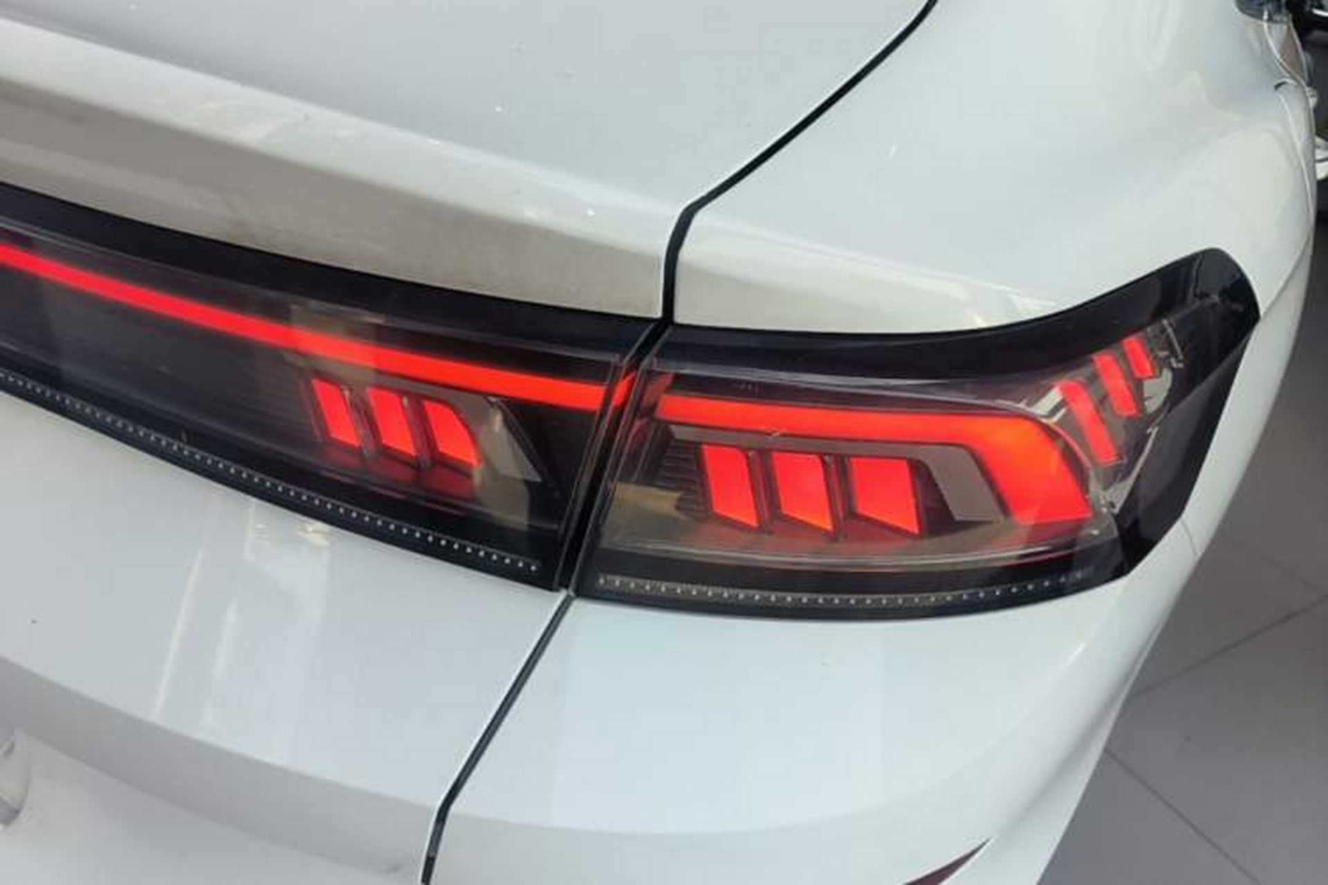 Used Volkswagen Lamando 2025 Lavida L 280TSI DSG Cool & Spicy Edition Right Rear Taillight