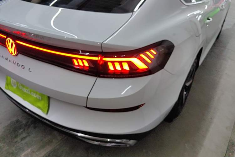 Used Volkswagen Lamando 2025 Lavida L 280TSI DSG Cool & Spicy Edition Right Rear Taillight