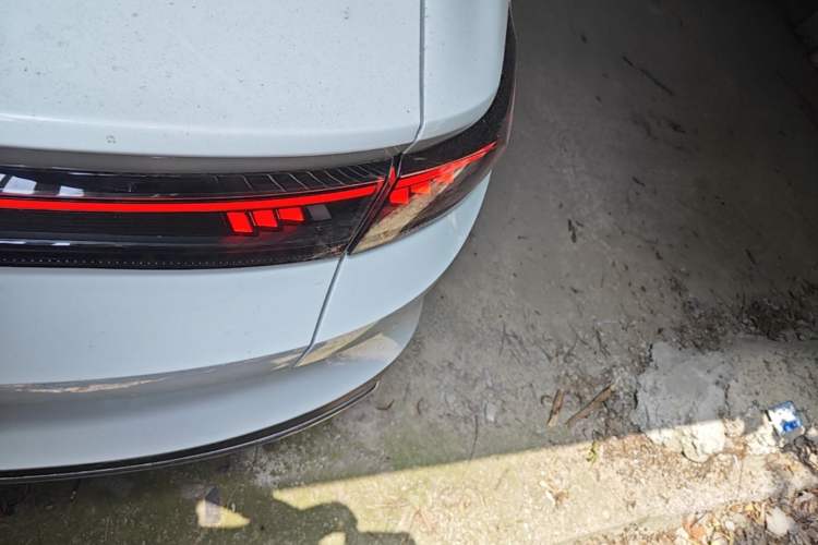 Used Volkswagen Lamando 2025 Lavida L 280TSI DSG Cool & Spicy Edition Right Rear Taillight