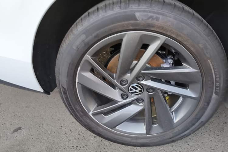 Used Volkswagen Lamando 2025 Lavida L 280TSI DSG Spicy Edition Right Rear Wheel Hub