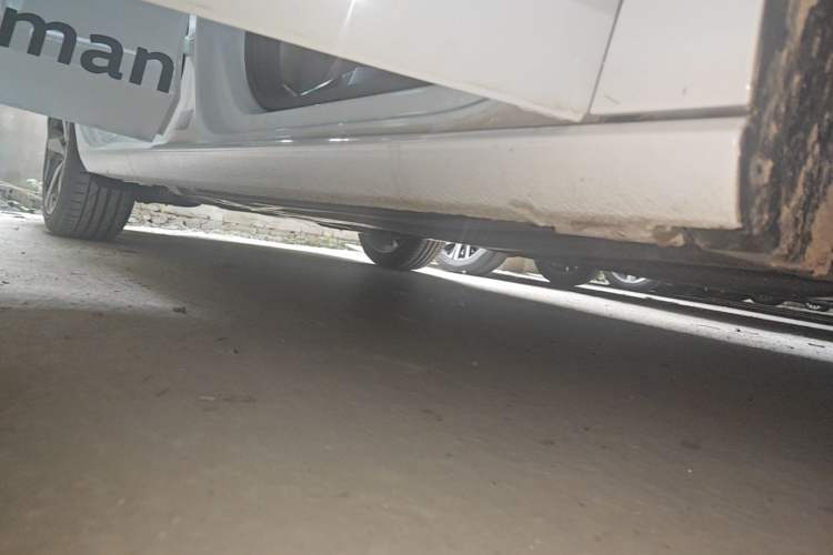 Used Volkswagen Lamando 2025 Lavida L 280TSI DSG Cool & Spicy Edition Right Side Sill