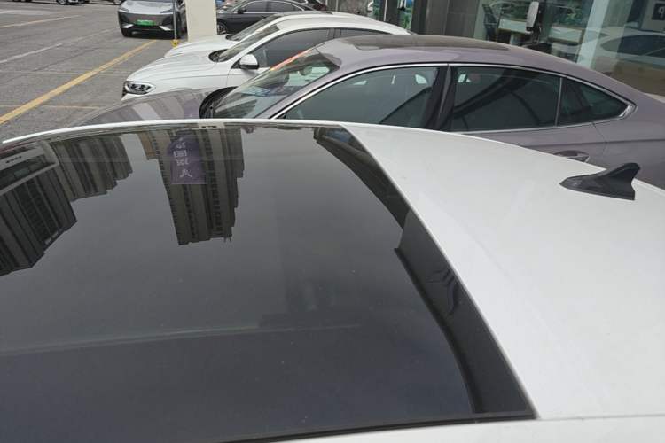 Used Volkswagen Lamando 2025 Lavida L 280TSI DSG Cool & Spicy Edition Roof