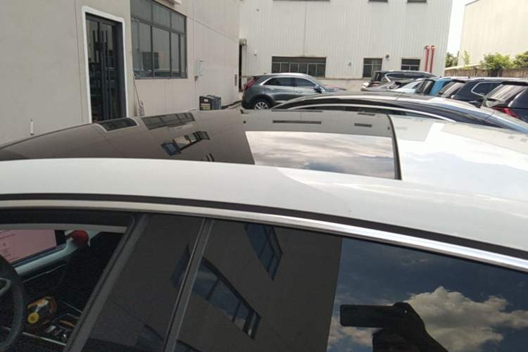 Used Volkswagen Lamando 2025 Lavida L 280TSI DSG Cool & Spicy Edition Roof