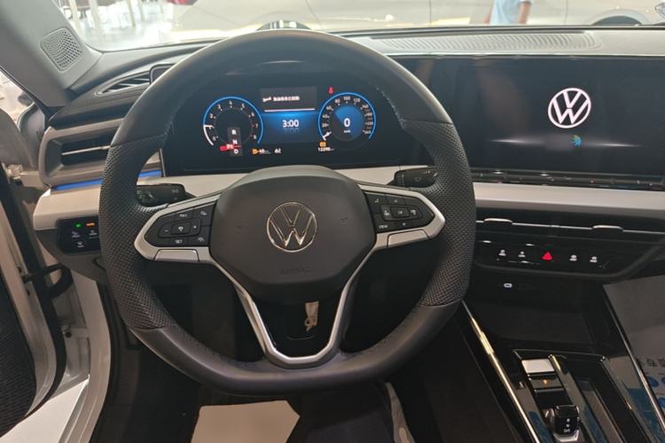 Used Volkswagen Lamando 2025 Lavida L 280TSI DSG Cool & Spicy Edition Steering Wheel