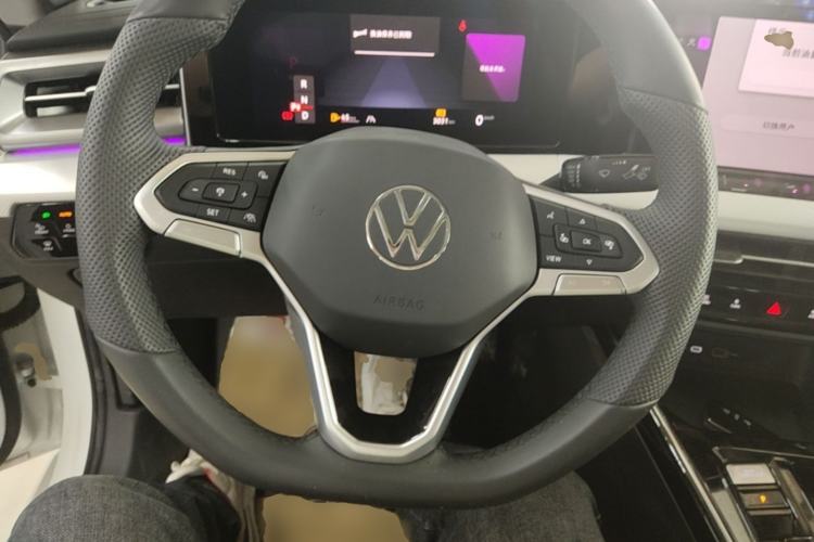Used Volkswagen Lamando 2025 Lavida L 280TSI DSG Cool & Spicy Edition Steering Wheel