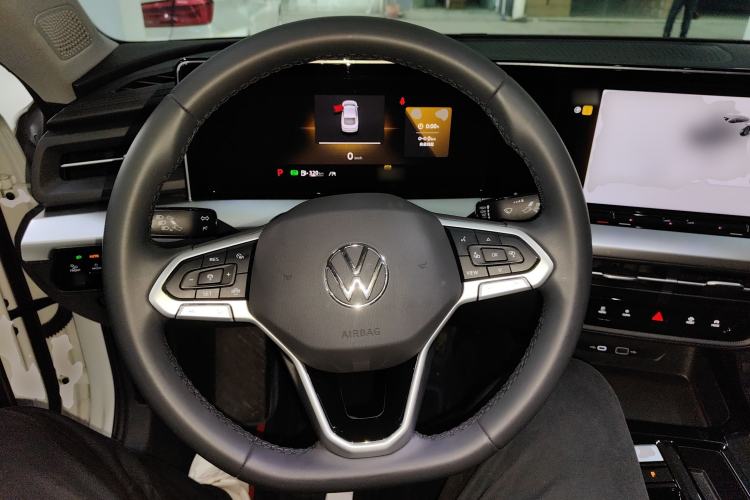 Used Volkswagen Lamando 2025 Lavida L 280TSI DSG Spicy Edition Steering Wheel