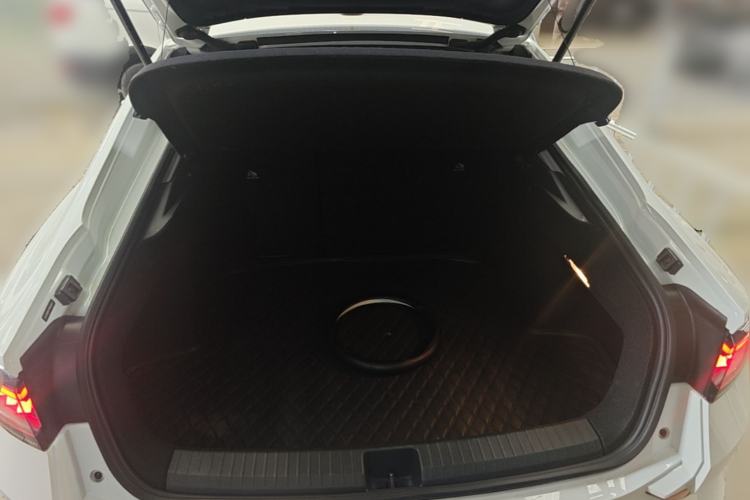 Used Volkswagen Lamando 2025 Lavida L 280TSI DSG Spicy Edition Trunk
