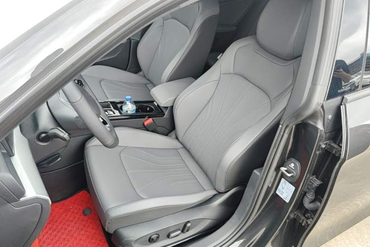 Used Volkswagen Lamando 2026 Lavida L 300TSI Lingfeng Edition Left Front Seat
