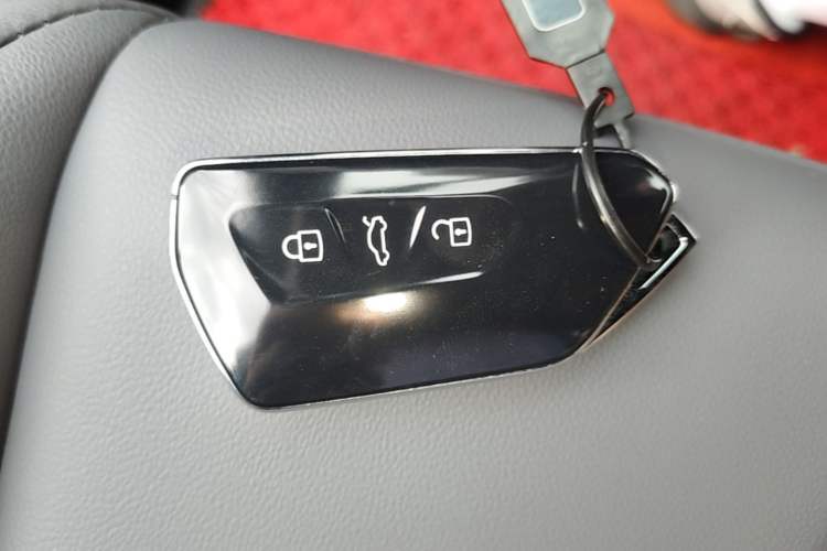 Used Volkswagen Lamando 2026 Lavida L 300TSI Lingfeng Edition Vehicle Key