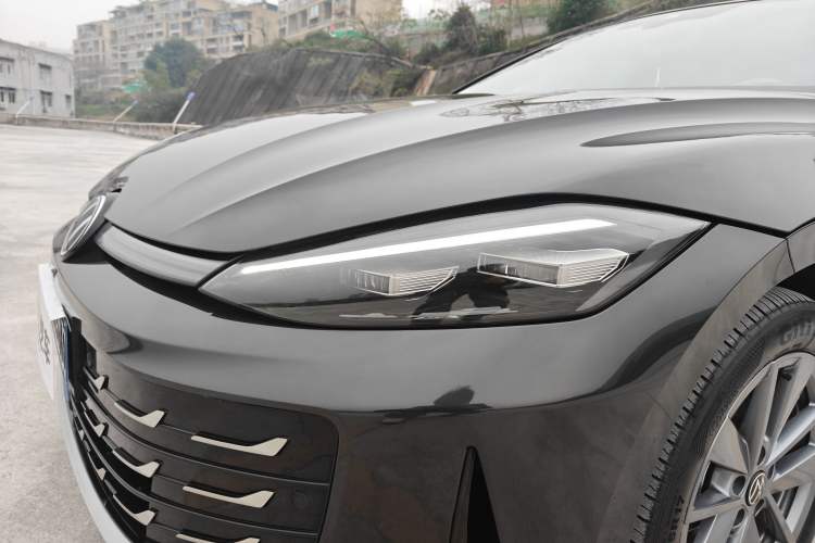 Used Volkswagen Lamando 2026 Lavida L 300TSI Lingfeng Edition Exterior 4