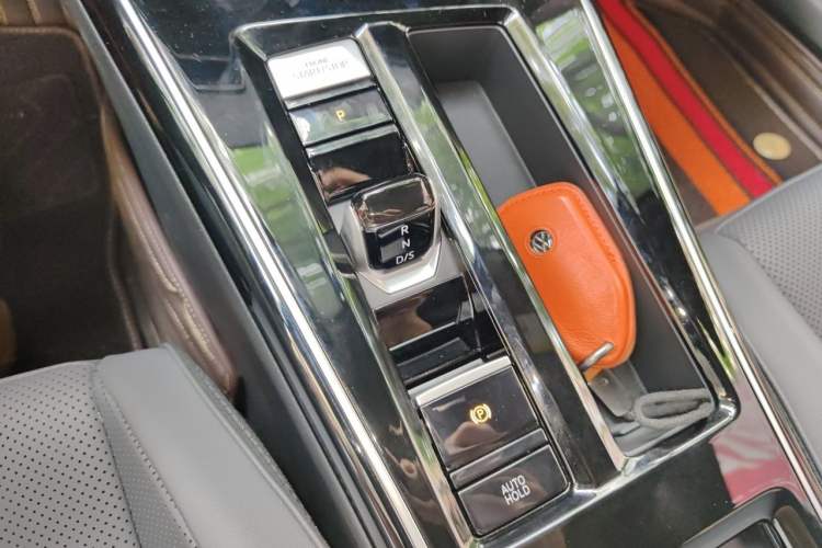 Used Volkswagen Lamando 2026 Lavida L GTS 380TSI Lingfeng Millionth Anniversary Edition Gear Lever