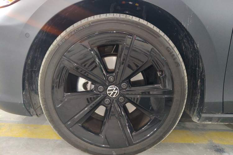 Used Volkswagen Lamando 2026 Lavida L GTS 380TSI Lingfeng Millionth Anniversary Edition Left Front Wheel Hub