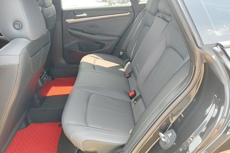 Used Volkswagen Lamando 2026 Lavida L 300TSI Lingfeng Edition Left Rear Seat