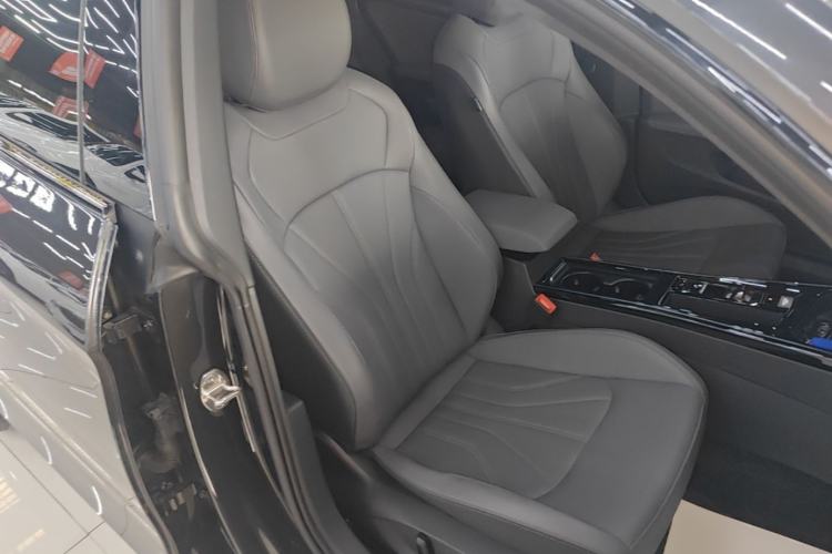 Used Volkswagen Lamando 2026 Lavida L GTS 380TSI Lingfeng Millionth Anniversary Edition Right Front Seat