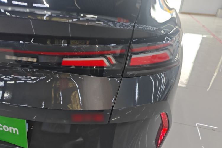 Used Volkswagen Lamando 2026 Lavida L GTS 380TSI Lingfeng Millionth Anniversary Edition Right Rear Taillight