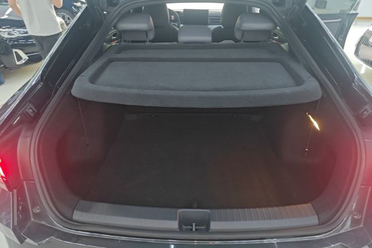 Used Volkswagen Lamando 2026 Lavida L GTS 380TSI Lingfeng Millionth Anniversary Edition Trunk