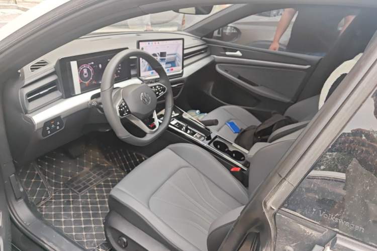 Used Volkswagen Lamando 2026 Lavida L GTS 380TSI Lingfeng Edition Left Front Seat