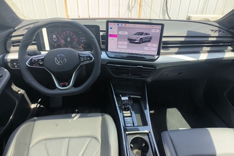 Used Volkswagen Lamando 2026 Lavida L GTS 380TSI Lingfeng Millionth Anniversary Edition Center Console