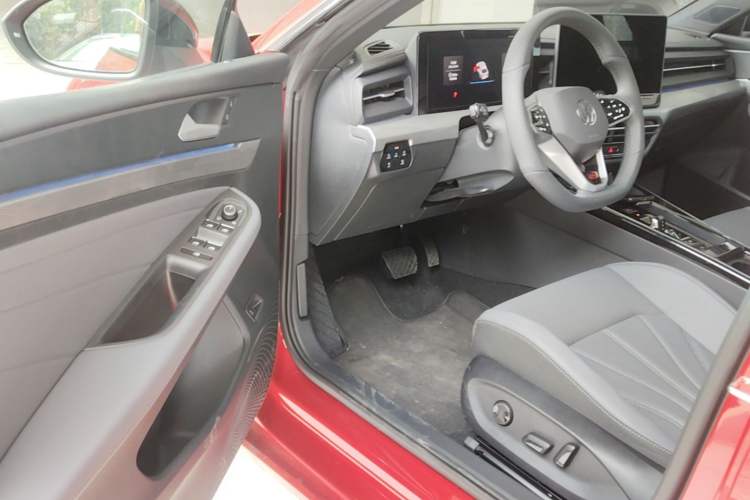 Used Volkswagen Lamando 2026 Lavida L GTS 380TSI Lingfeng Millionth Anniversary Edition Driver Seat