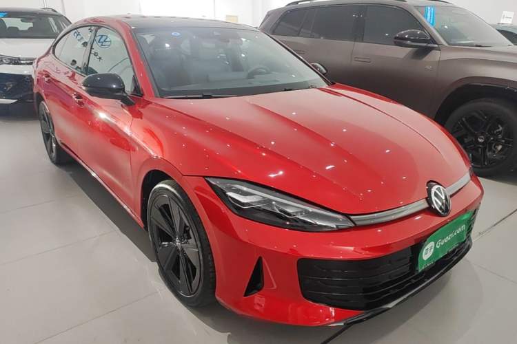 Used Volkswagen Lamando 2026 Lavida L GTS 380TSI Lingfeng Millionth Anniversary Edition Front Right 45 Deg