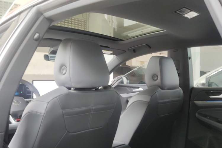 Used Volkswagen Lamando 2026 Lavida L GTS 380TSI Lingfeng Millionth Anniversary Edition Headliner