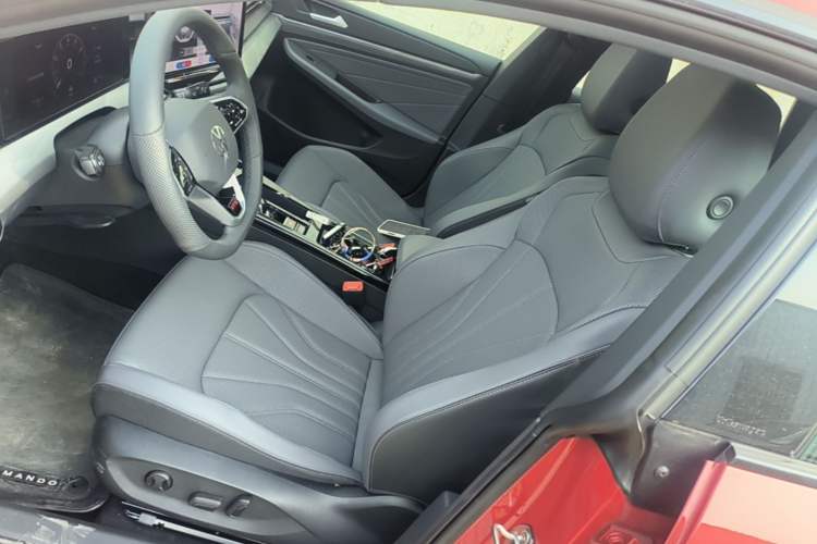 Used Volkswagen Lamando 2026 Lavida L GTS 380TSI Lingfeng Millionth Anniversary Edition Left Front Seat