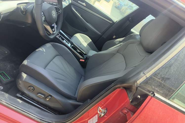 Used Volkswagen Lamando 2026 Lavida L GTS 380TSI Lingfeng Millionth Anniversary Edition Left Front Seat
