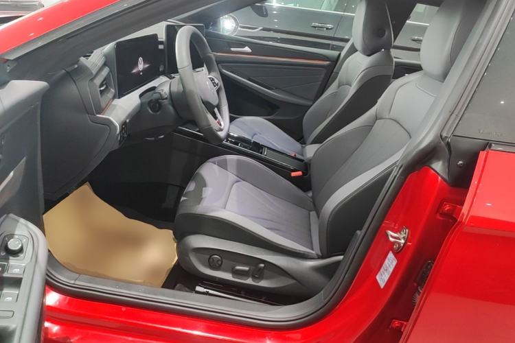 Used Volkswagen Lamando 2026 Lavida L GTS 380TSI Lingfeng Millionth Anniversary Edition Left Front Seat