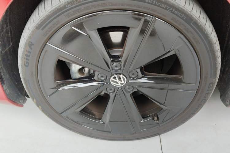 Used Volkswagen Lamando 2026 Lavida L GTS 380TSI Lingfeng Millionth Anniversary Edition Left Front Wheel Hub