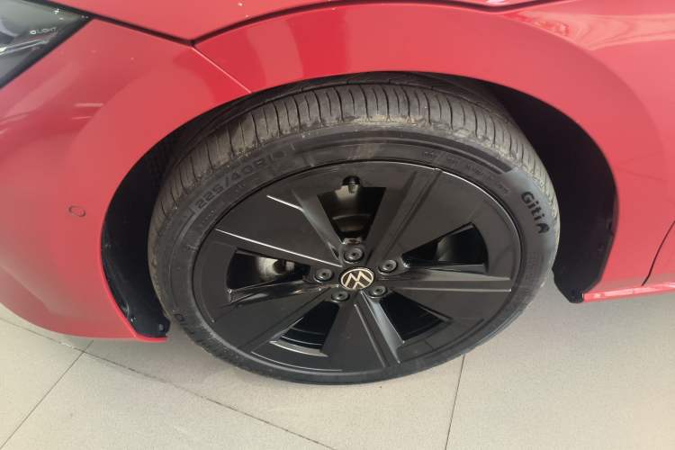 Used Volkswagen Lamando 2026 Lavida L GTS 380TSI Lingfeng Millionth Anniversary Edition Left Front Wheel Hub
