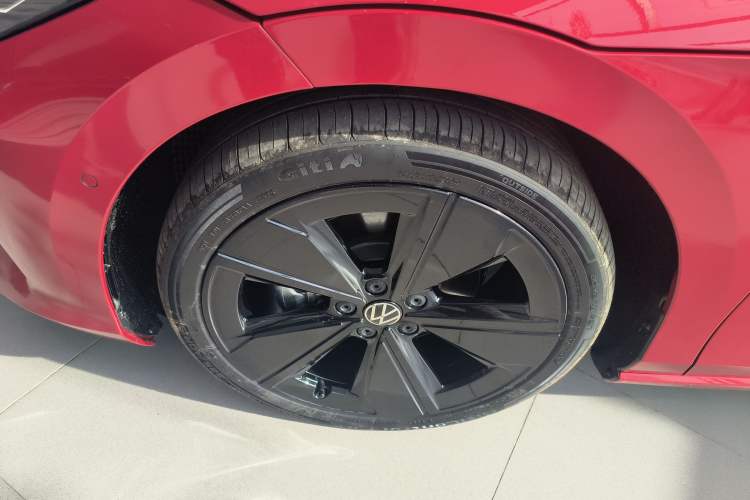 Used Volkswagen Lamando 2026 Lavida L GTS 380TSI Lingfeng Millionth Anniversary Edition Left Front Wheel Hub