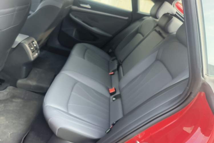 Used Volkswagen Lamando 2026 Lavida L GTS 380TSI Lingfeng Millionth Anniversary Edition Left Rear Seat