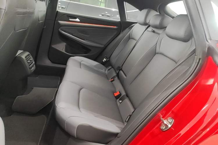 Used Volkswagen Lamando 2026 Lavida L GTS 380TSI Lingfeng Millionth Anniversary Edition Left Rear Seat