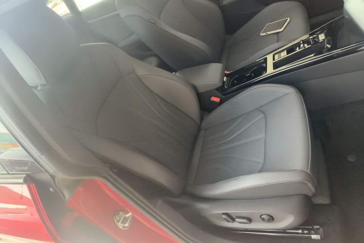 Used Volkswagen Lamando 2026 Lavida L GTS 380TSI Lingfeng Millionth Anniversary Edition Right Front Seat
