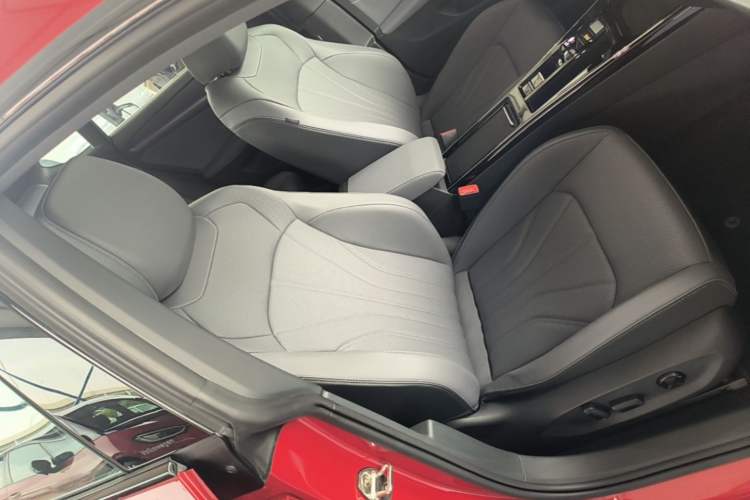 Used Volkswagen Lamando 2026 Lavida L GTS 380TSI Lingfeng Millionth Anniversary Edition Right Front Seat