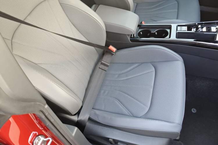 Used Volkswagen Lamando 2026 Lavida L GTS 380TSI Lingfeng Millionth Anniversary Edition Right Front Seat