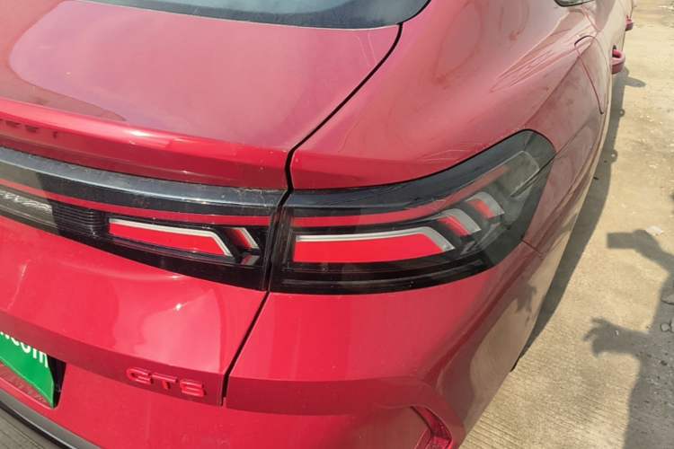 Used Volkswagen Lamando 2026 Lavida L GTS 380TSI Lingfeng Millionth Anniversary Edition Right Rear Taillight