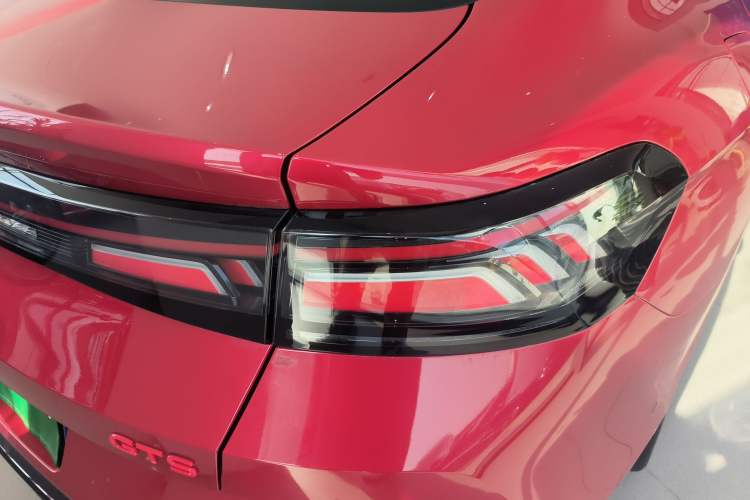 Used Volkswagen Lamando 2026 Lavida L GTS 380TSI Lingfeng Millionth Anniversary Edition Right Rear Taillight
