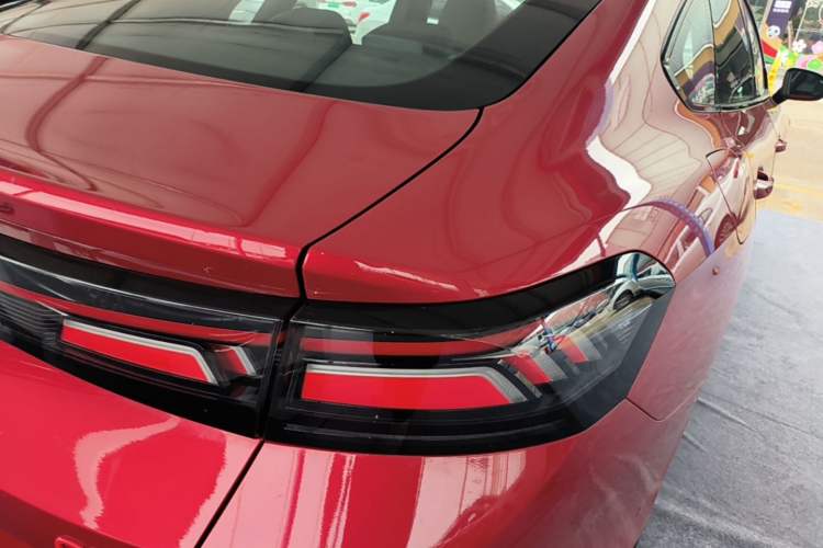 Used Volkswagen Lamando 2026 Lavida L GTS 380TSI Lingfeng Millionth Anniversary Edition Right Rear Taillight