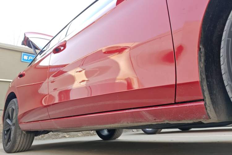 Used Volkswagen Lamando 2026 Lavida L GTS 380TSI Lingfeng Millionth Anniversary Edition Right Side Sill