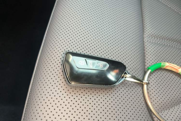 Used Volkswagen Lamando 2026 Lavida L GTS 380TSI Lingfeng Millionth Anniversary Edition Vehicle Key