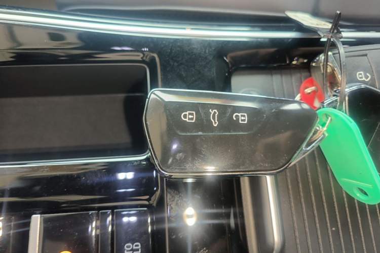 Used Volkswagen Lamando 2026 Lavida L GTS 380TSI Lingfeng Millionth Anniversary Edition Vehicle Key