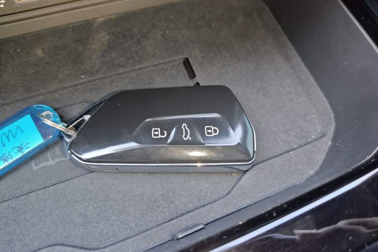 Used Volkswagen Lamando 2026 Lavida L GTS 380TSI Lingfeng Millionth Anniversary Edition Vehicle Key