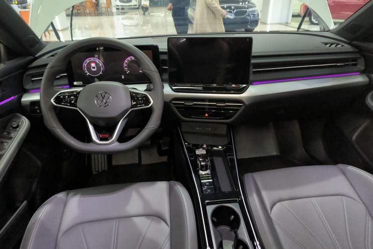 Used Volkswagen Lamando 2026 Lavida L GTS 380TSI Lingfeng Edition Center Console