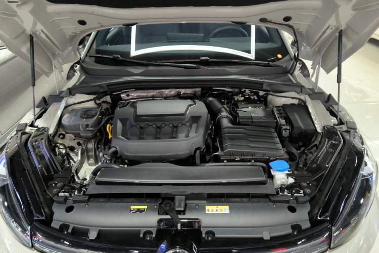 Used Volkswagen Lamando 2026 Lavida L GTS 380TSI Lingfeng Edition Engine Bay