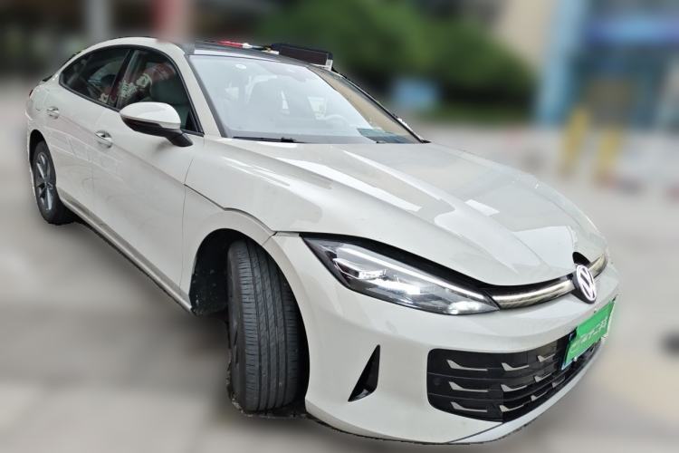 Used Volkswagen Lamando 2026 Lavida L 300TSI Lingfeng Edition Front Right 45 Deg