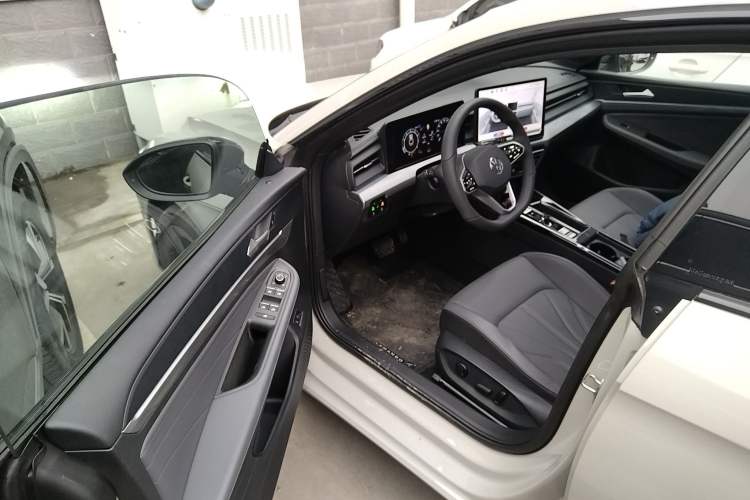 Used Volkswagen Lamando 2026 Lavida L GTS 380TSI Lingfeng Millionth Anniversary Edition Interior 3