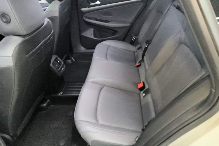 Used Volkswagen Lamando 2026 Lavida L GTS 380TSI Lingfeng Edition Left Rear Seat