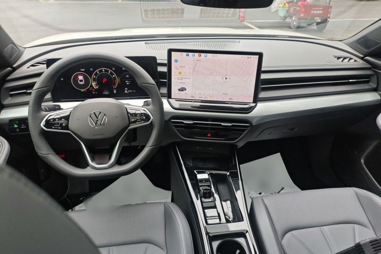 Used Volkswagen Lamando 2026 Lavida L GTS 380TSI Lingfeng Millionth Anniversary Edition Center Console
