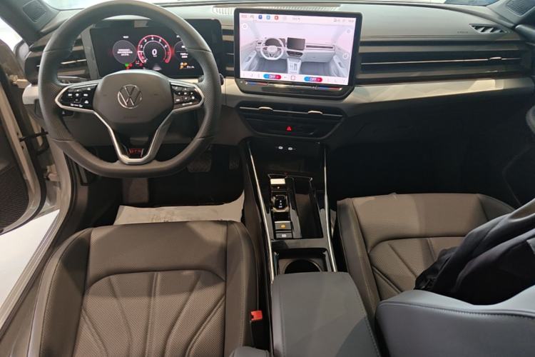 Used Volkswagen Lamando 2026 Lavida L GTS 380TSI Lingfeng Millionth Anniversary Edition Center Console